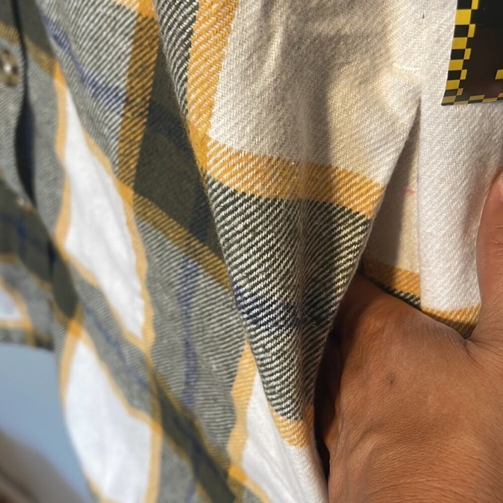 Brushed Flannel Heavyweight Button Down Flannel S… - image 6